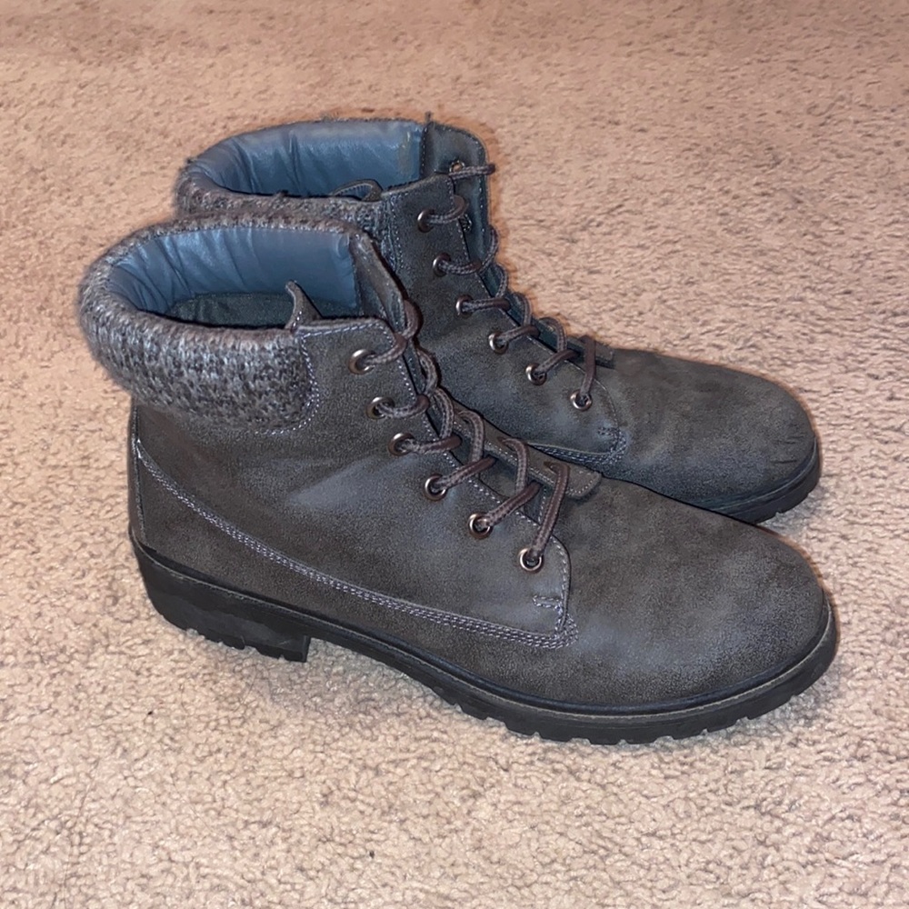Rue21 Grey Booties